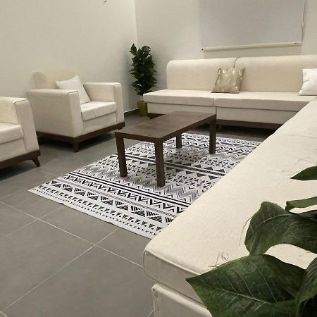 Ladan Apartment アル・ウラー エクステリア 写真