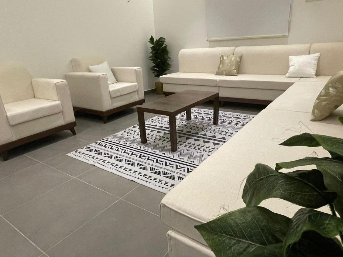 Ladan Apartment アル・ウラー エクステリア 写真