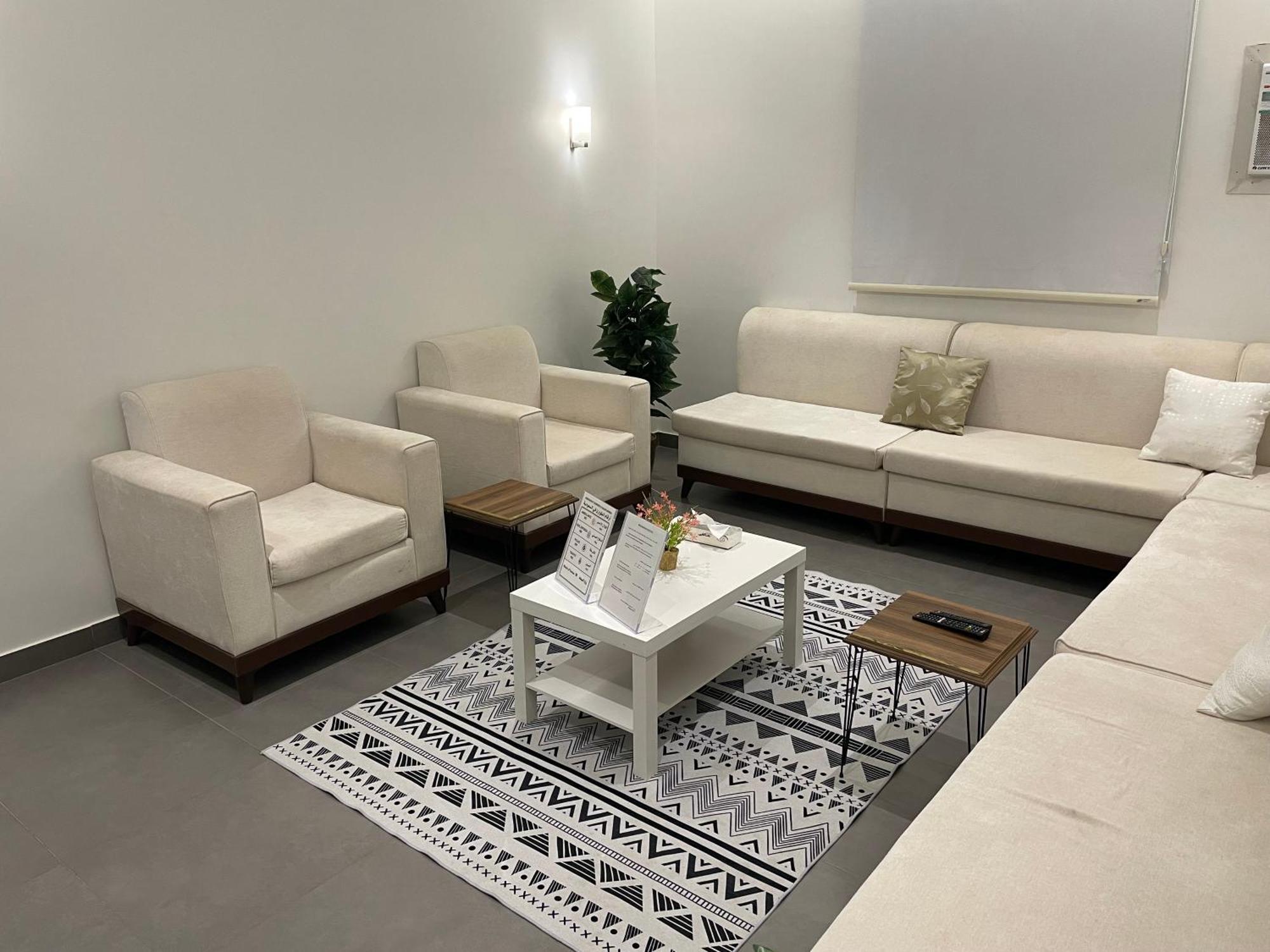 Ladan Apartment アル・ウラー エクステリア 写真
